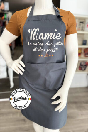 Tablier – Mamie, la reine des pâtes et des pizzas